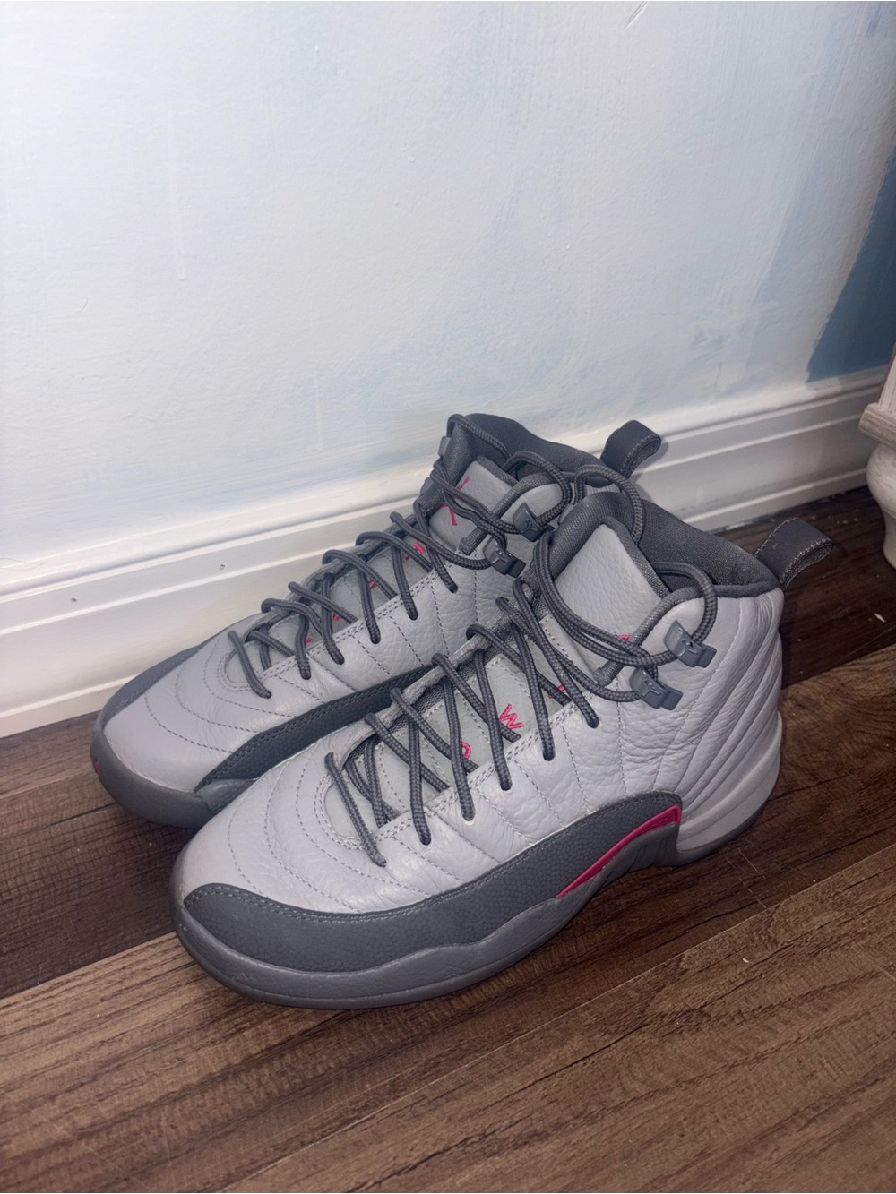 Nike Air Jordan 12 Retro GG Wolf Grey/Vivid Pink Sneaker Size 6.5